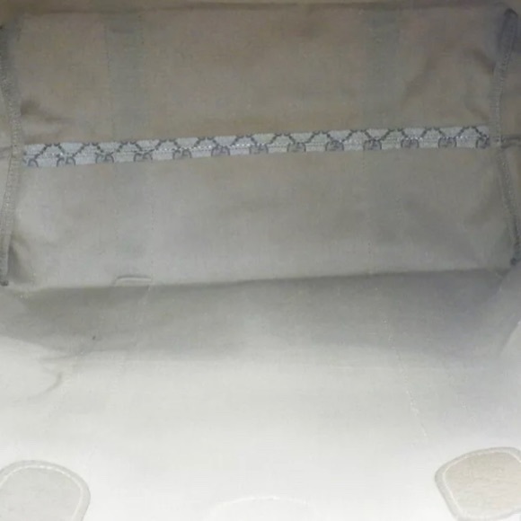 Gucci Beige GG Supreme Travel Tote with Green and Red Webbing - Picture 7 of 10